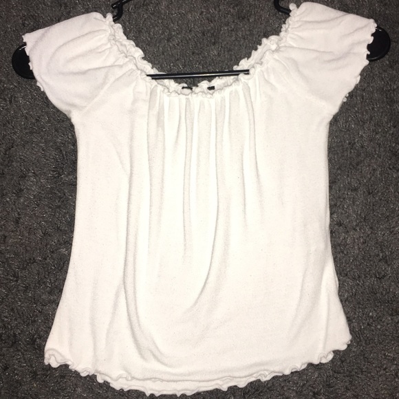 White off the shoulder cropped lettuce edge top - Picture 2 of 3